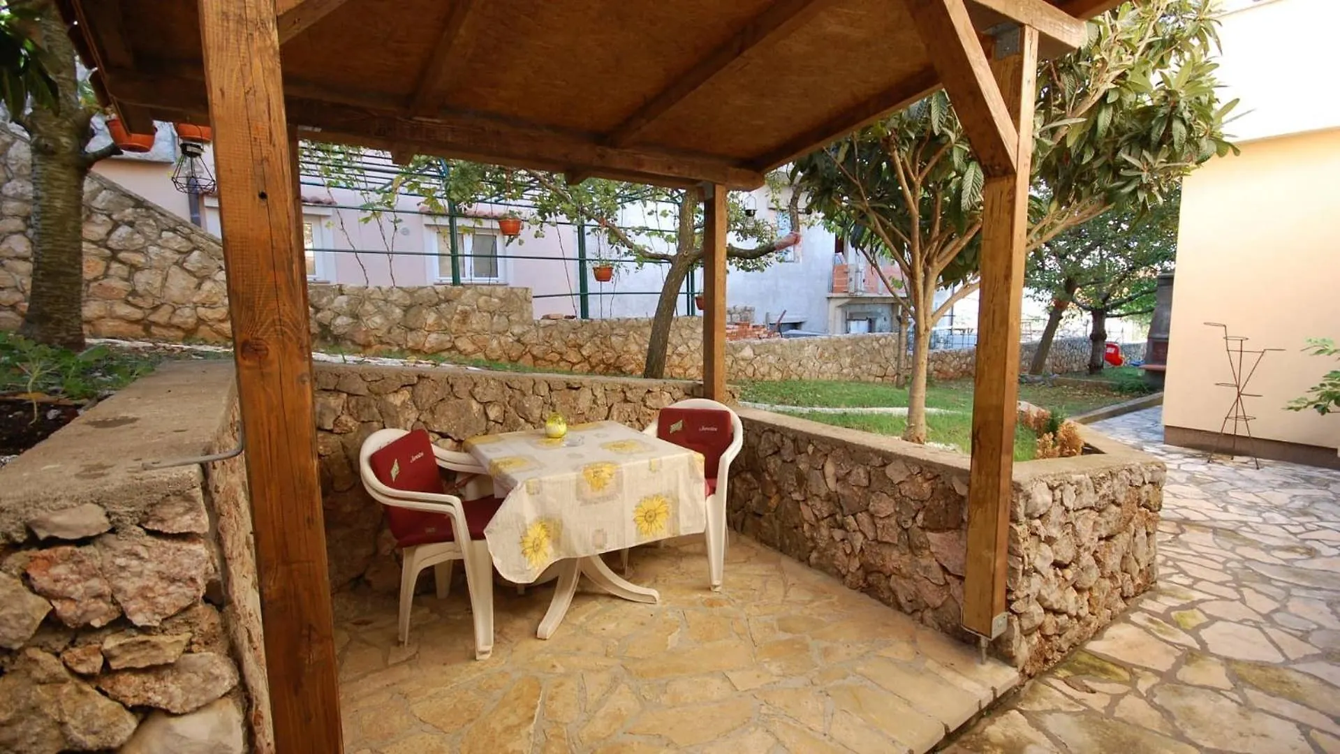 Apartments With A Parking Space Njivice, Krk - 21728 Njivice