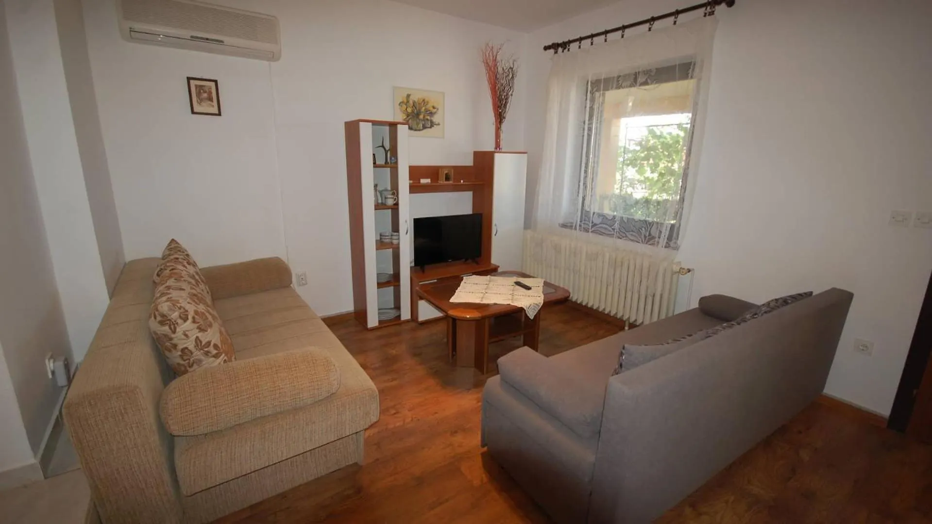 Apartments With A Parking Space Njivice, Krk - 21728 Croatia