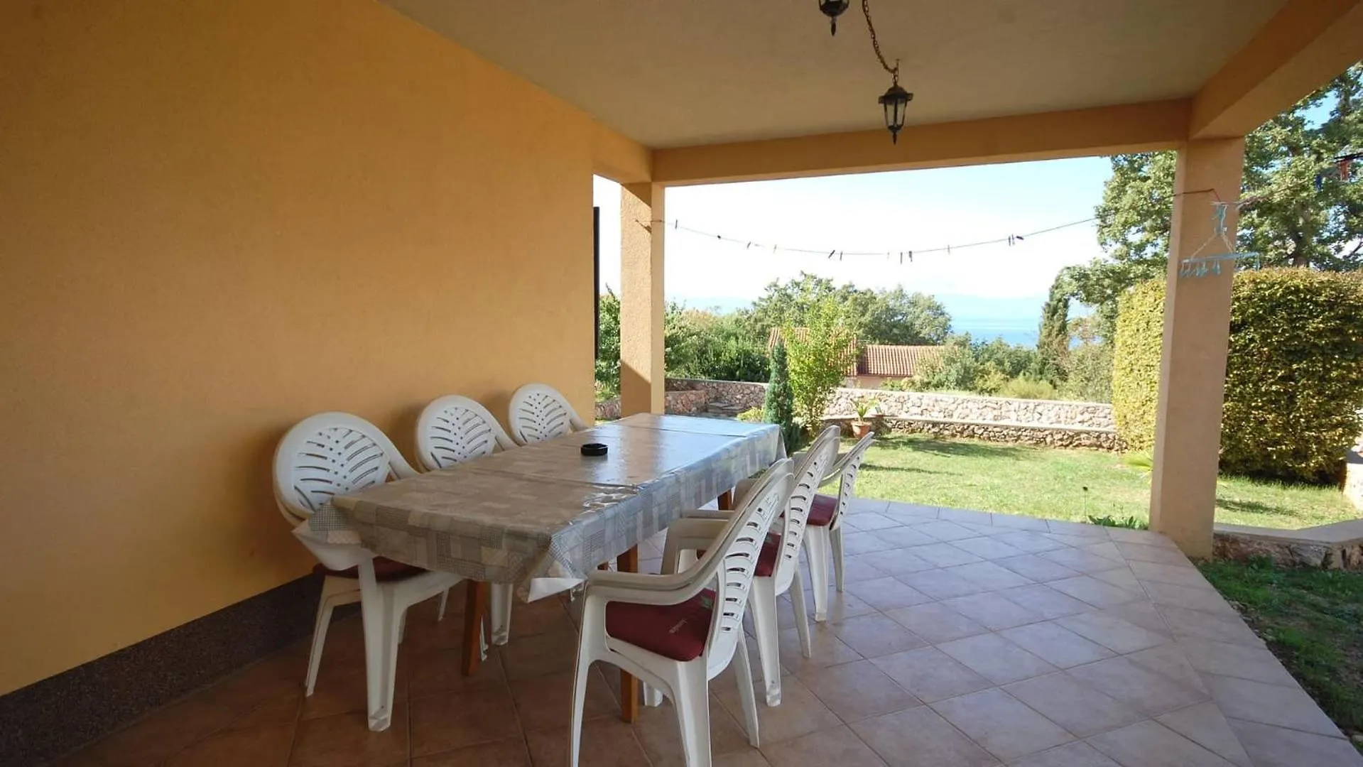 Apartments With A Parking Space Njivice, Krk - 21728 Croatia